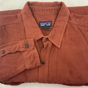 Patagonia Button Up Shirt Mens L Rust Micro Corduroy Long Sleeve